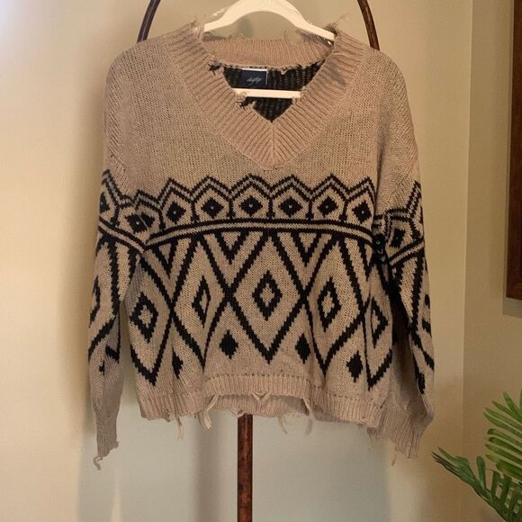 Buckle Deconstructed Sweater NWOT - Picture 1 of 6